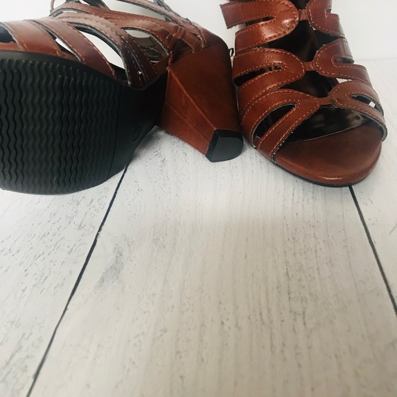 Women’s Dark Brown Lace Booties - Picture 5 of 5